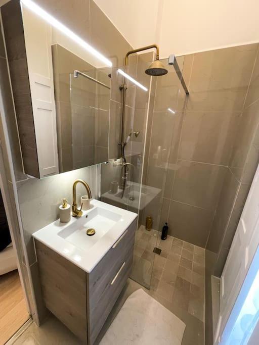 Romantique Jacuzzi, Au Chateau A 30 Min De Paris Lejlighed Limay Eksteriør billede